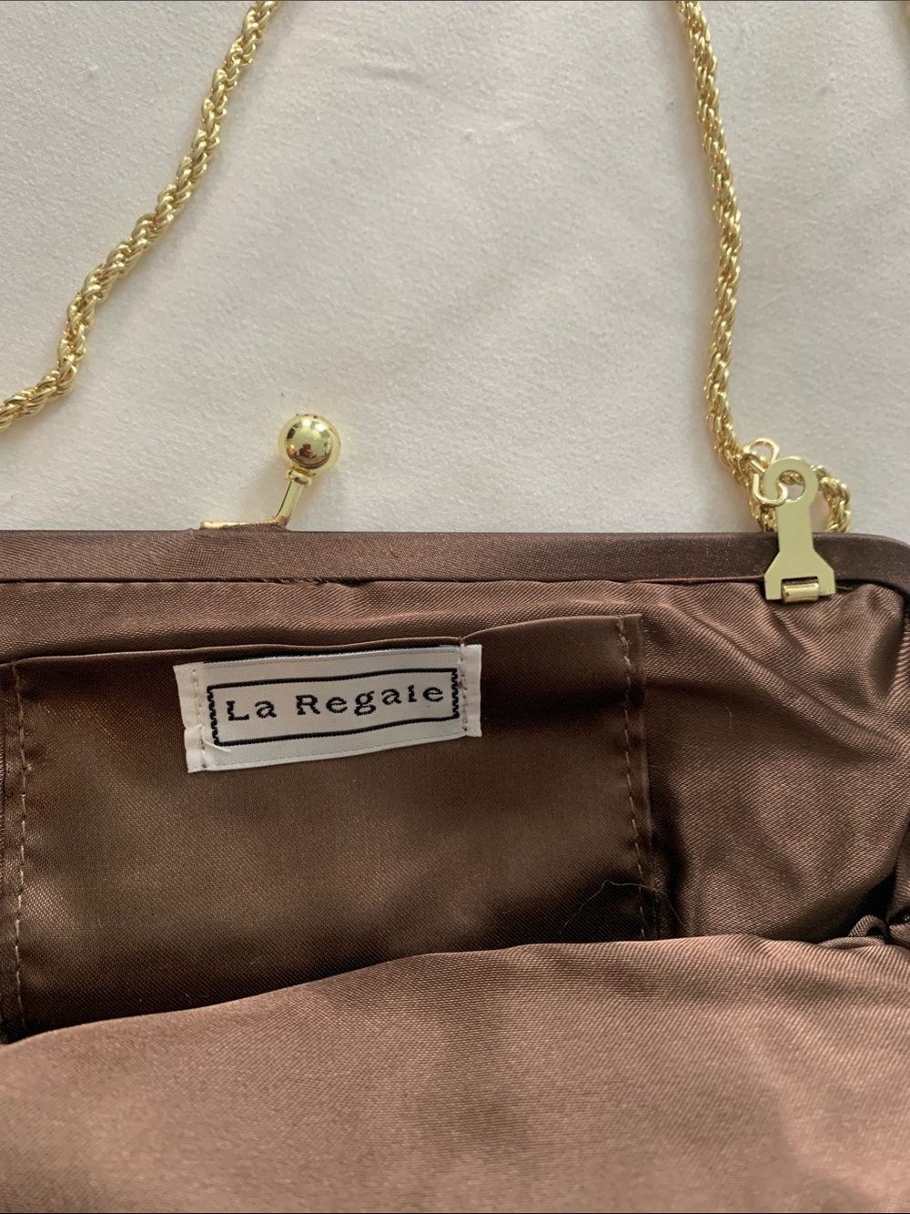 La Regale Gold and Brown Sequin Leopard Print Evening Clutch - Picture 2 of 9